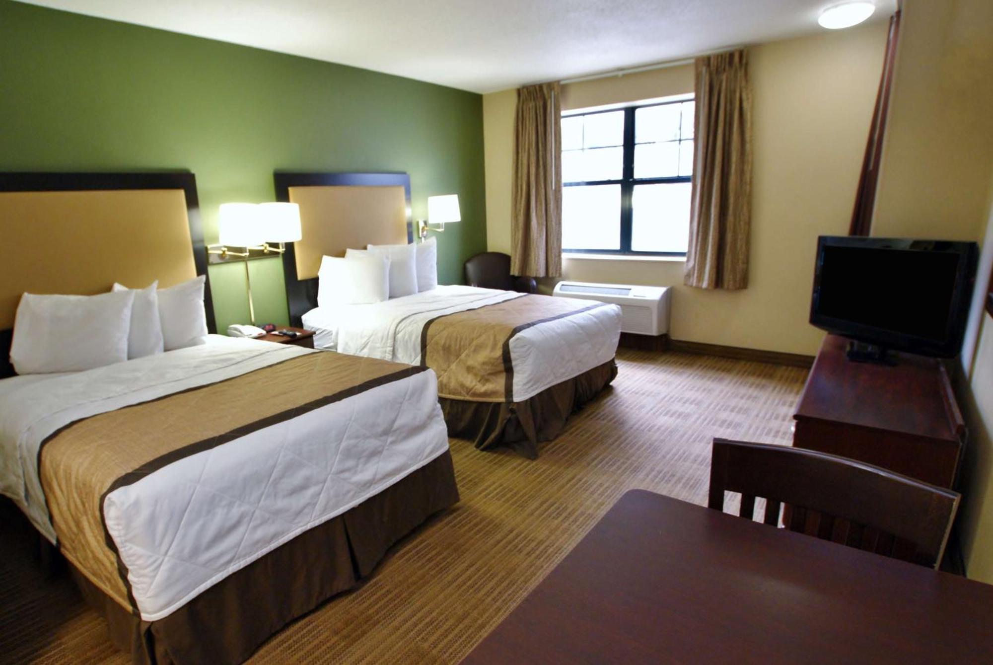 Extended America - - Franklin Hotel Somerset